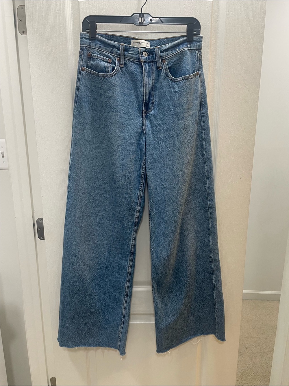 Abercrombie & Fitch High Rise Wide Leg Denim Jeans Size 27L